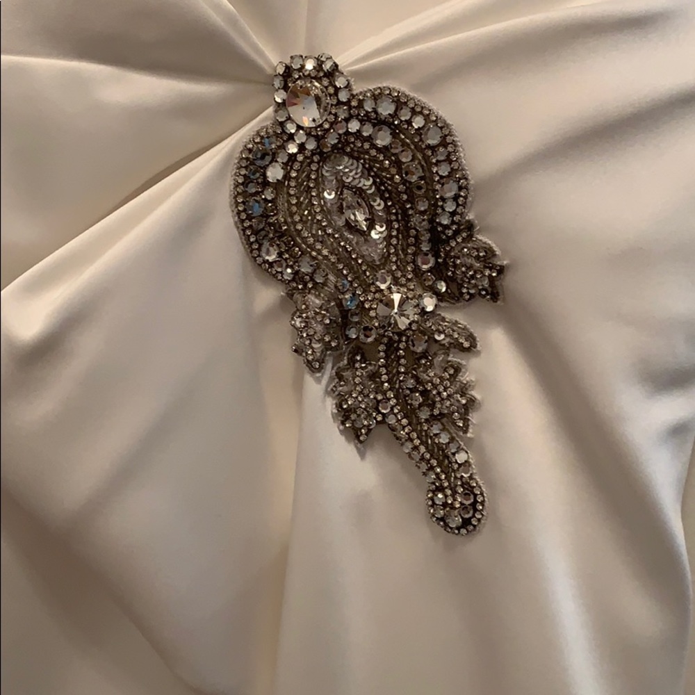ABS Wedding Dress/Off-white formal gown